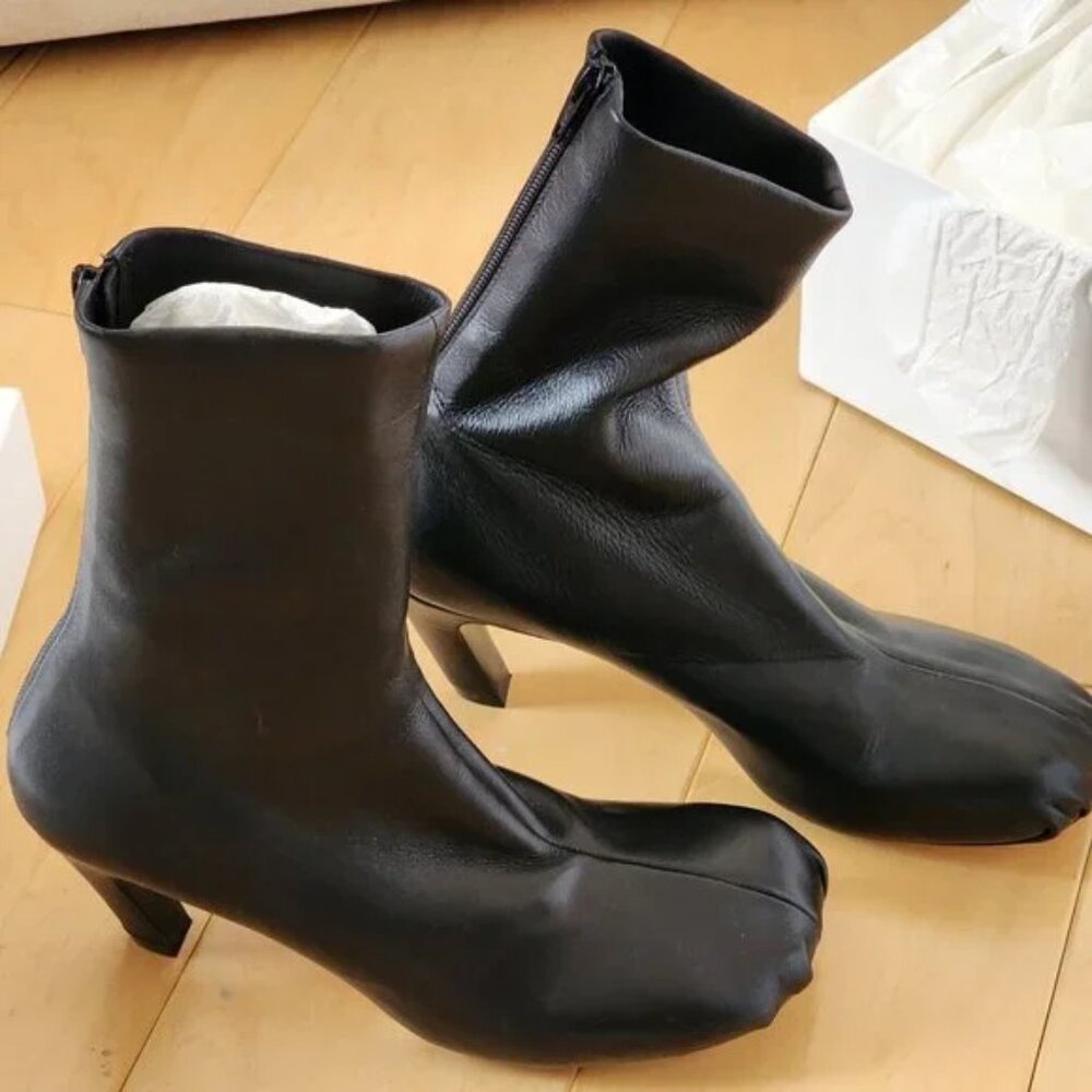 Khaite Normandy Boots Sz. 9.5